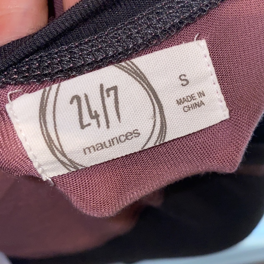 24/7 Maurices mauve pink dark gray & white jersey like womens top casual shirt S - Picture 6 of 7